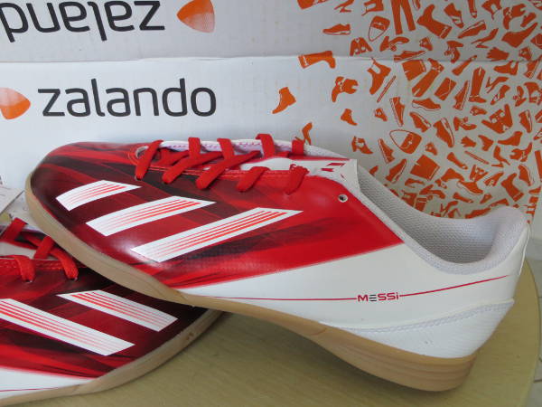 Hallenfußballschuhe von Adidas bei Zalando gekauft
